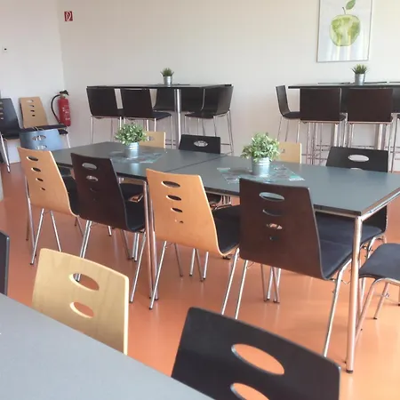 Hostel Neckarpark Στουτγκάρδη