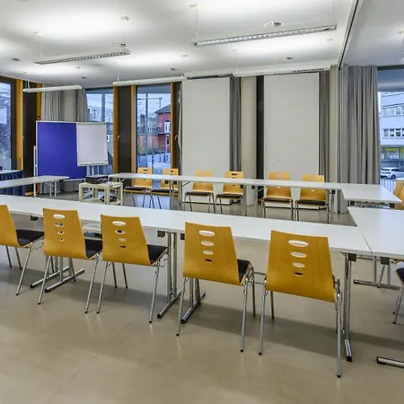Hostel Neckarpark *