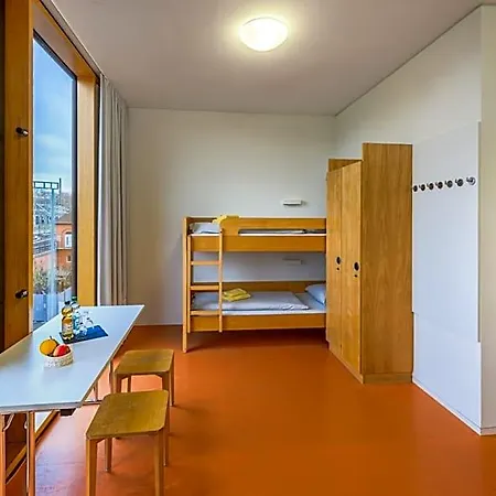 Neckarpark Auberge de jeunesse *